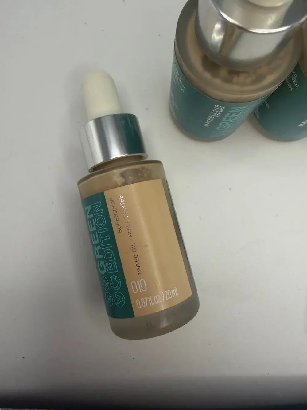 Maybelline Green Edition Superdrop Tinted Oil 010 Foundation 0.67 oz Lot of 4